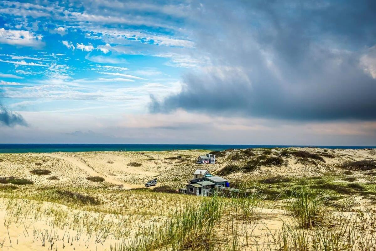 12216 - Beautiful Views Of Cape Cod Bay Access To Private Beach Easy Access To P-Town Truro Exterior photo