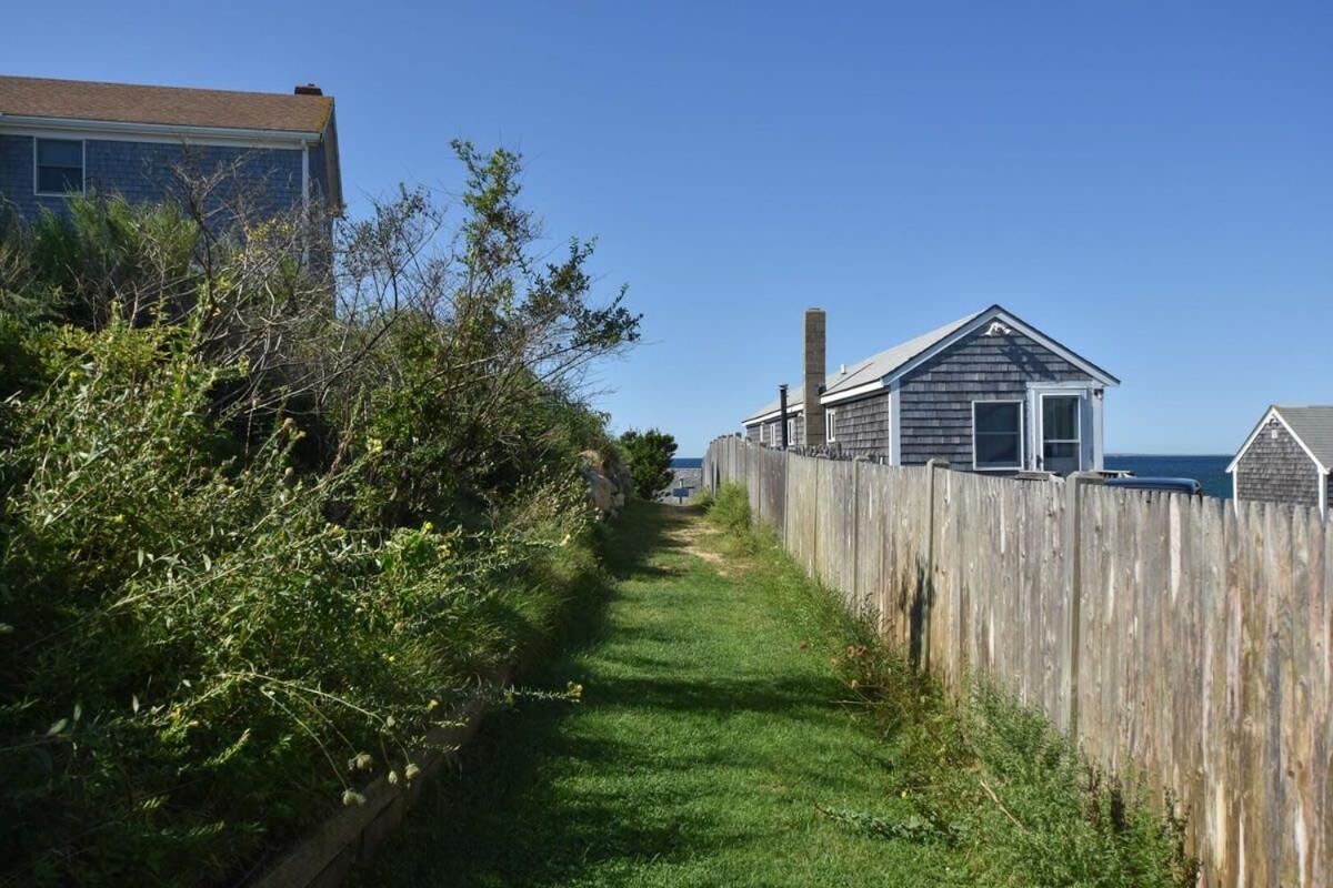 12216 - Beautiful Views Of Cape Cod Bay Access To Private Beach Easy Access To P-Town Truro Exterior photo